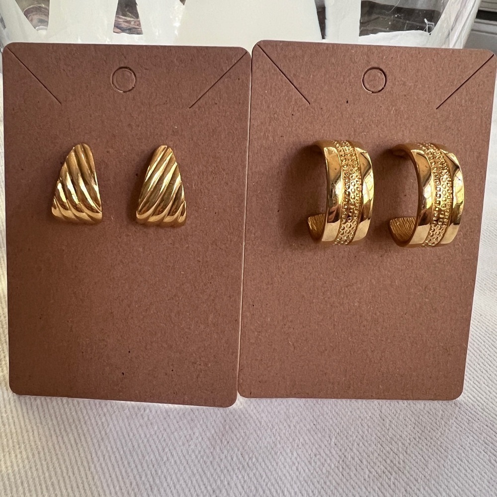 2 Pair of Vintage Monet Gold tone Pierced earrings